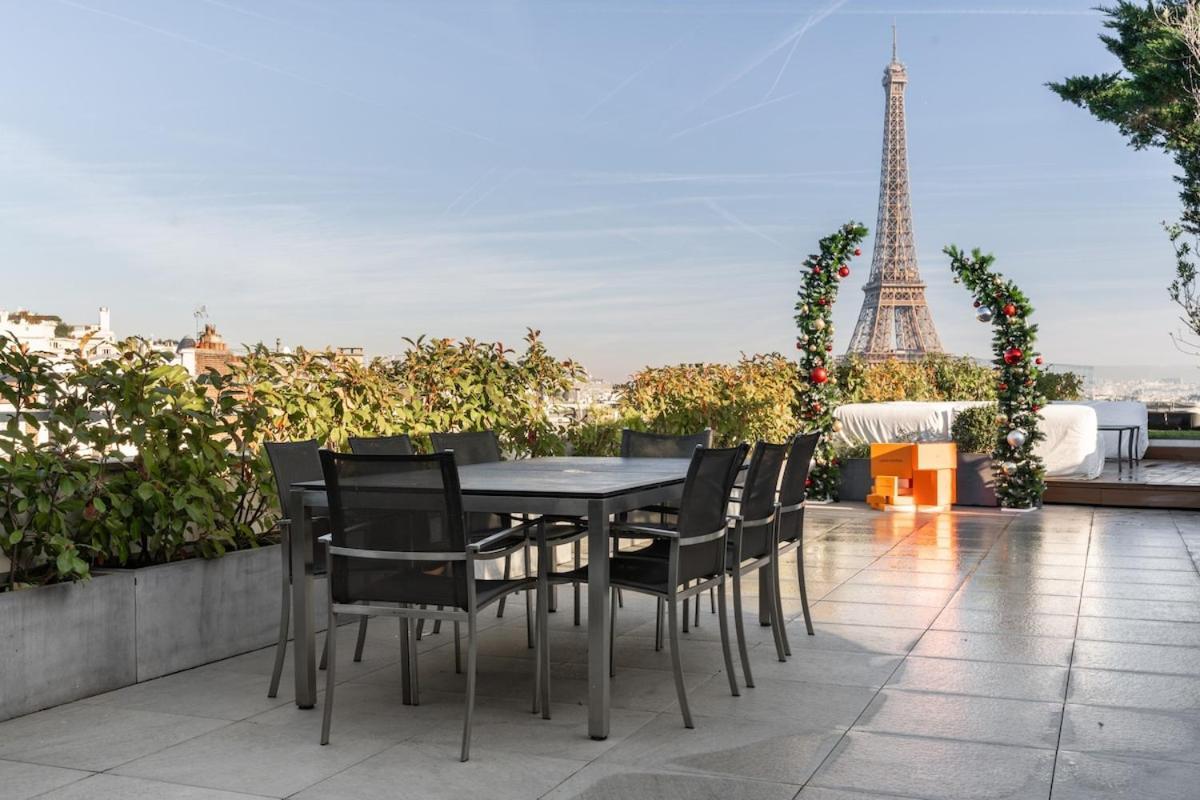 Appartement Splendide Rooftop Jacuzzi Tour Eiffel Ac Parijs