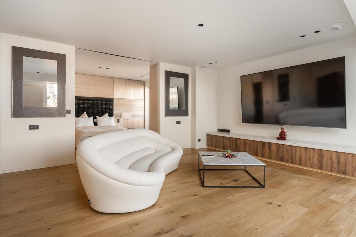 Splendide Rooftop Jacuzzi Tour Eiffel Ac Appartement Parijs